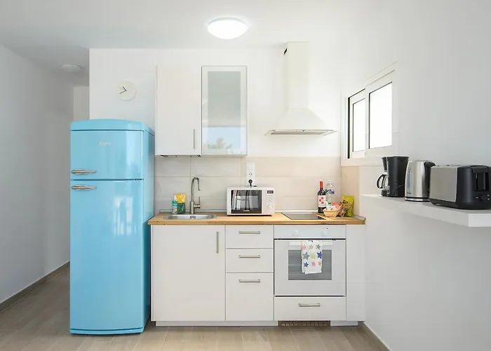 Blue Volcano - Pool And Gym In Sport Center Fariones Included By Lanzarote Tatil Evi Puerto del Carmen (Lanzarote)