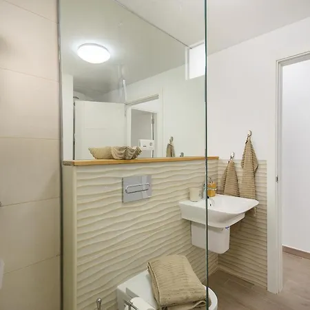 Blue Volcano - Pool And Gym In Sport Center Fariones Included By Lanzarote Puerto del Carmen (Lanzarote)