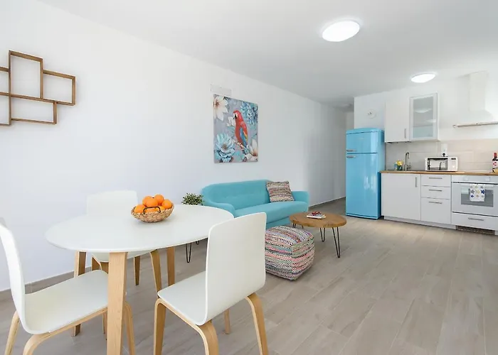 Blue Volcano - Pool And Gym In Sport Center Fariones Included By Lanzarote 펜션 푸에르토 델 카르멘